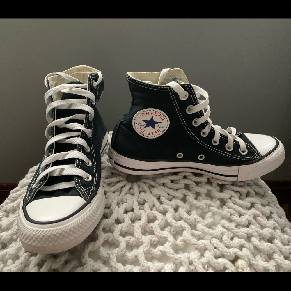 Black high top converse